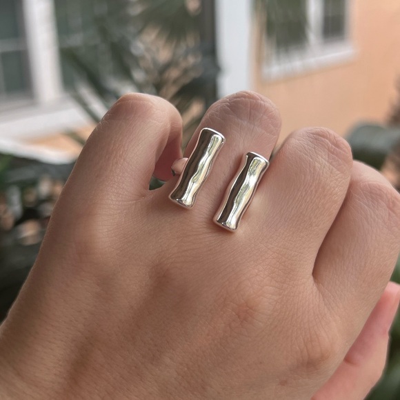 Abstract Ring - Size 7 - Picture 4 of 12